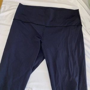 Black Lulu Lemon Leggings in good condition